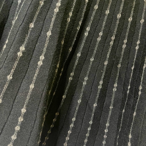 Max Studio S/M Black & Grey Short Skirt - Picture 2 of 3